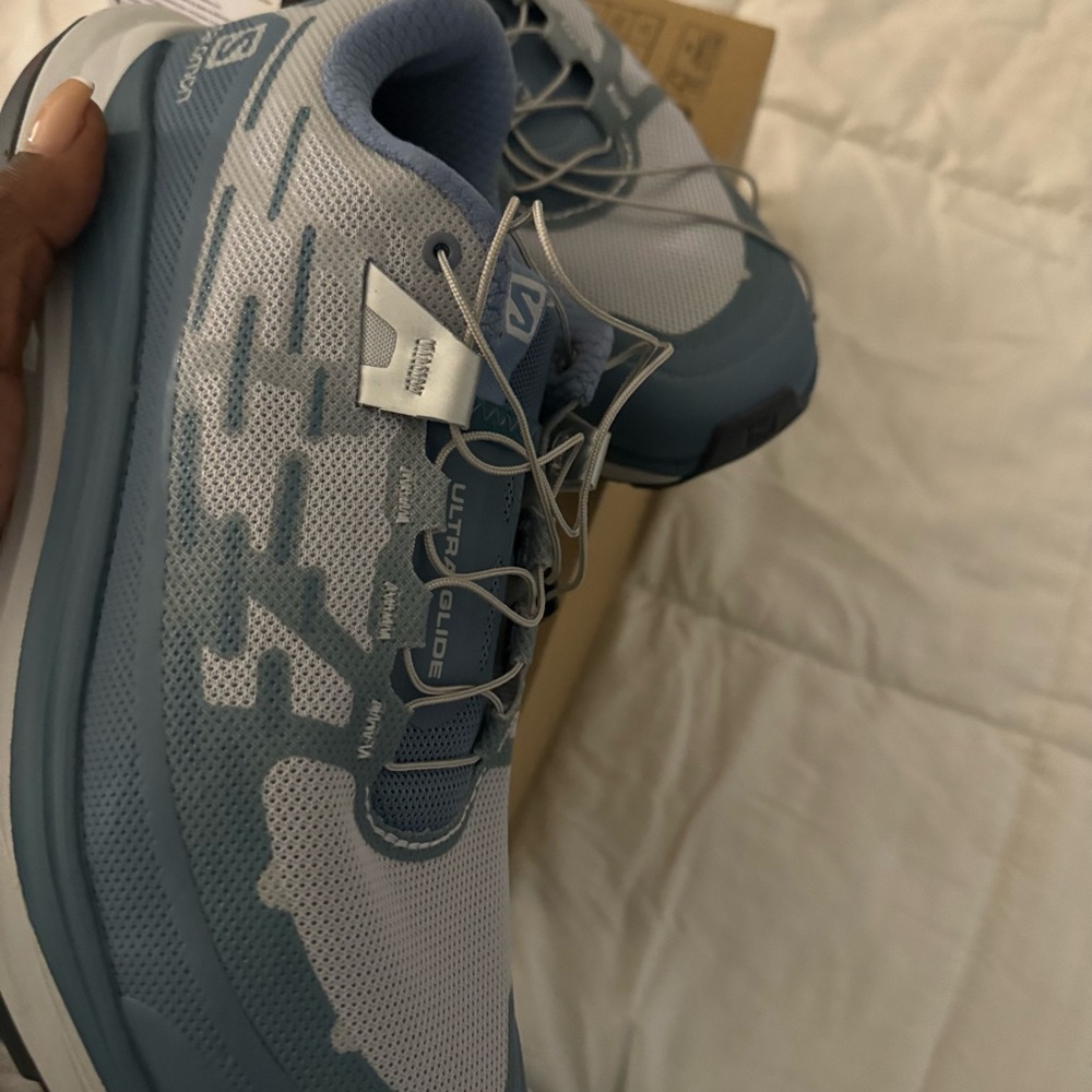 Salomon Sneakers - Picture 12 of 15